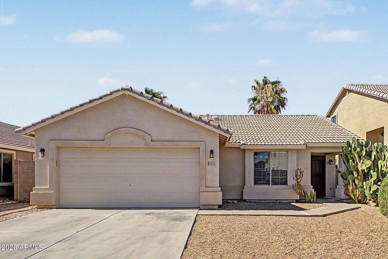 2070 W Jasper Butte Dr., San Tan Valley, AZ 85144