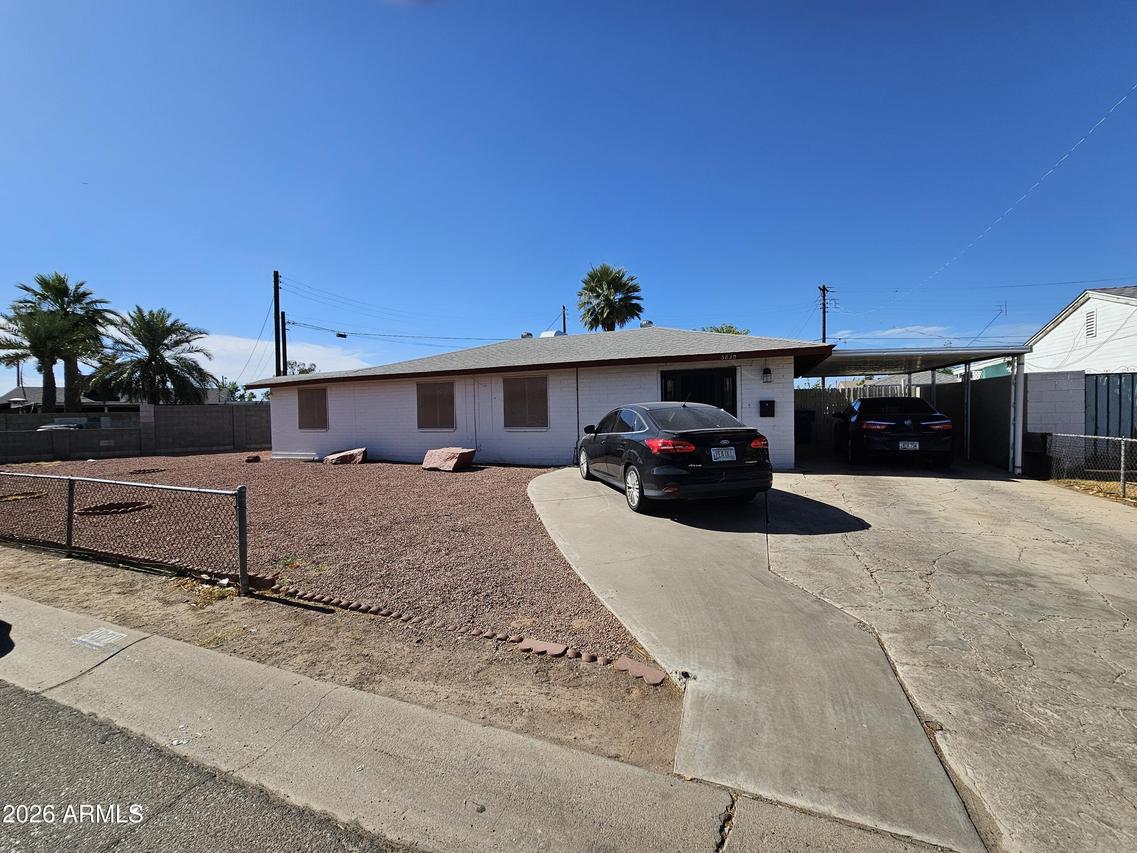3820 W Monte Vista Rd., Phoenix, AZ 85009