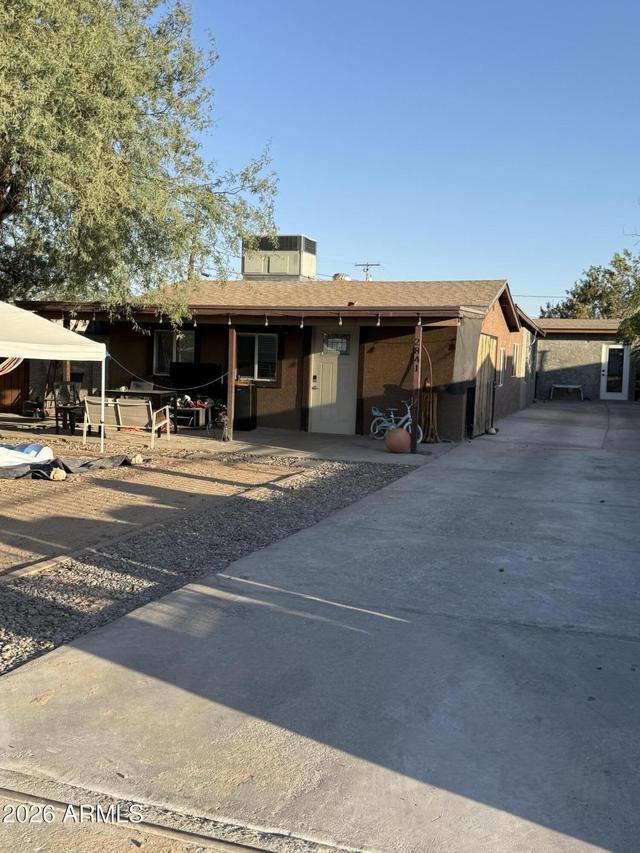 2841 W Pima St., Phoenix, AZ 85009
