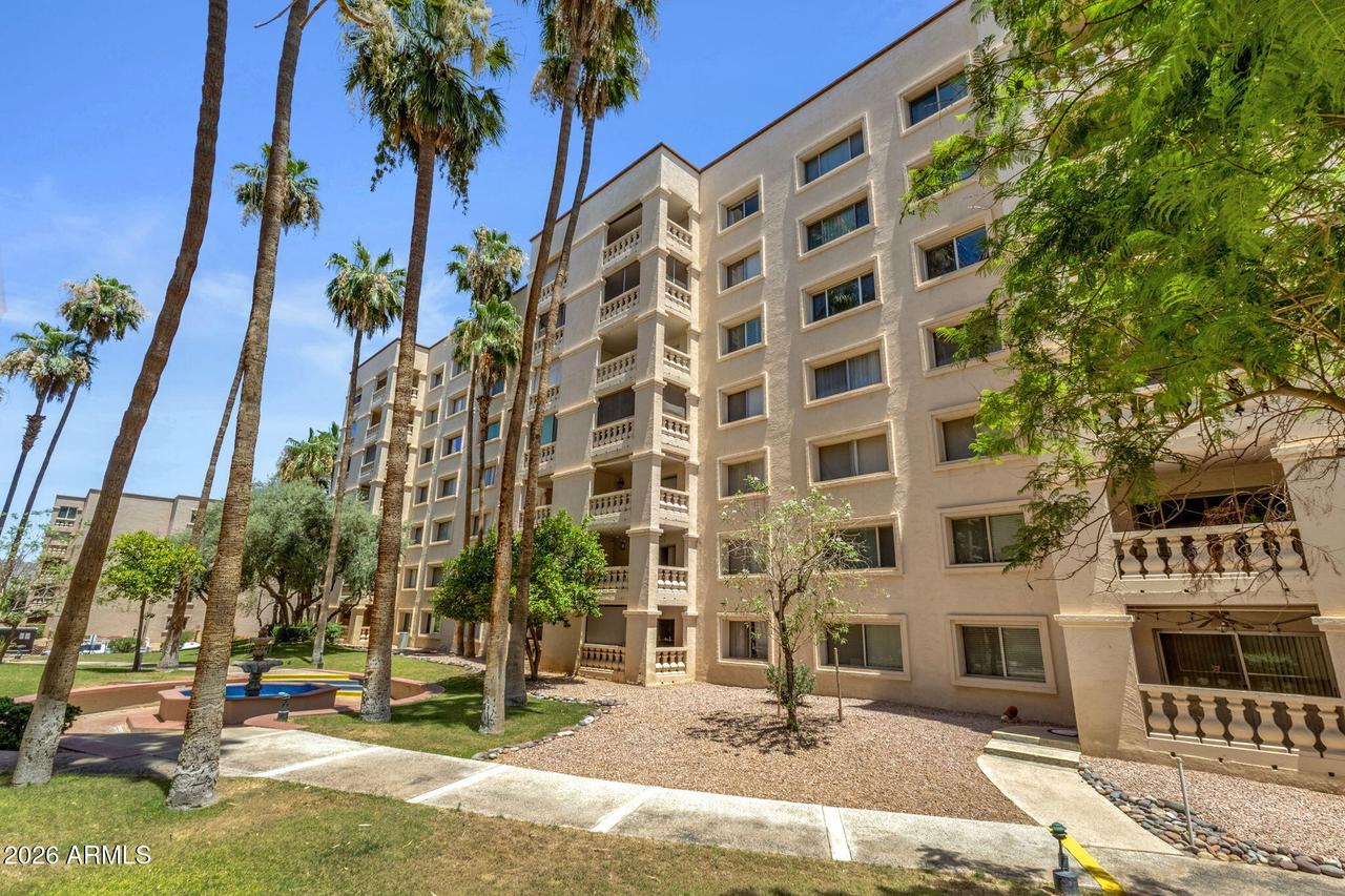 7830 E Camelback Rd. #706, Scottsdale, AZ 85251