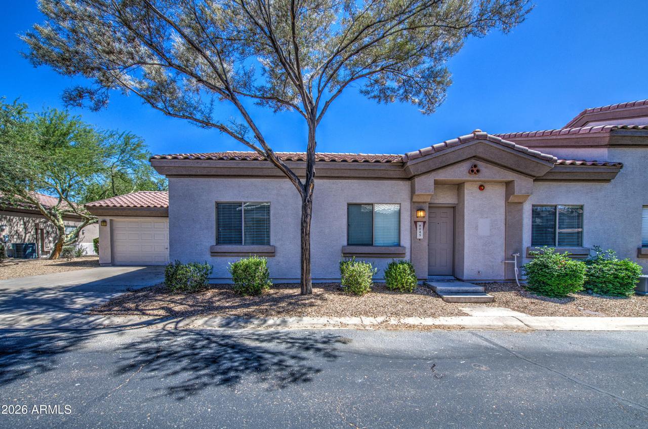 8045 W Waltann Ln., Peoria, AZ 85382