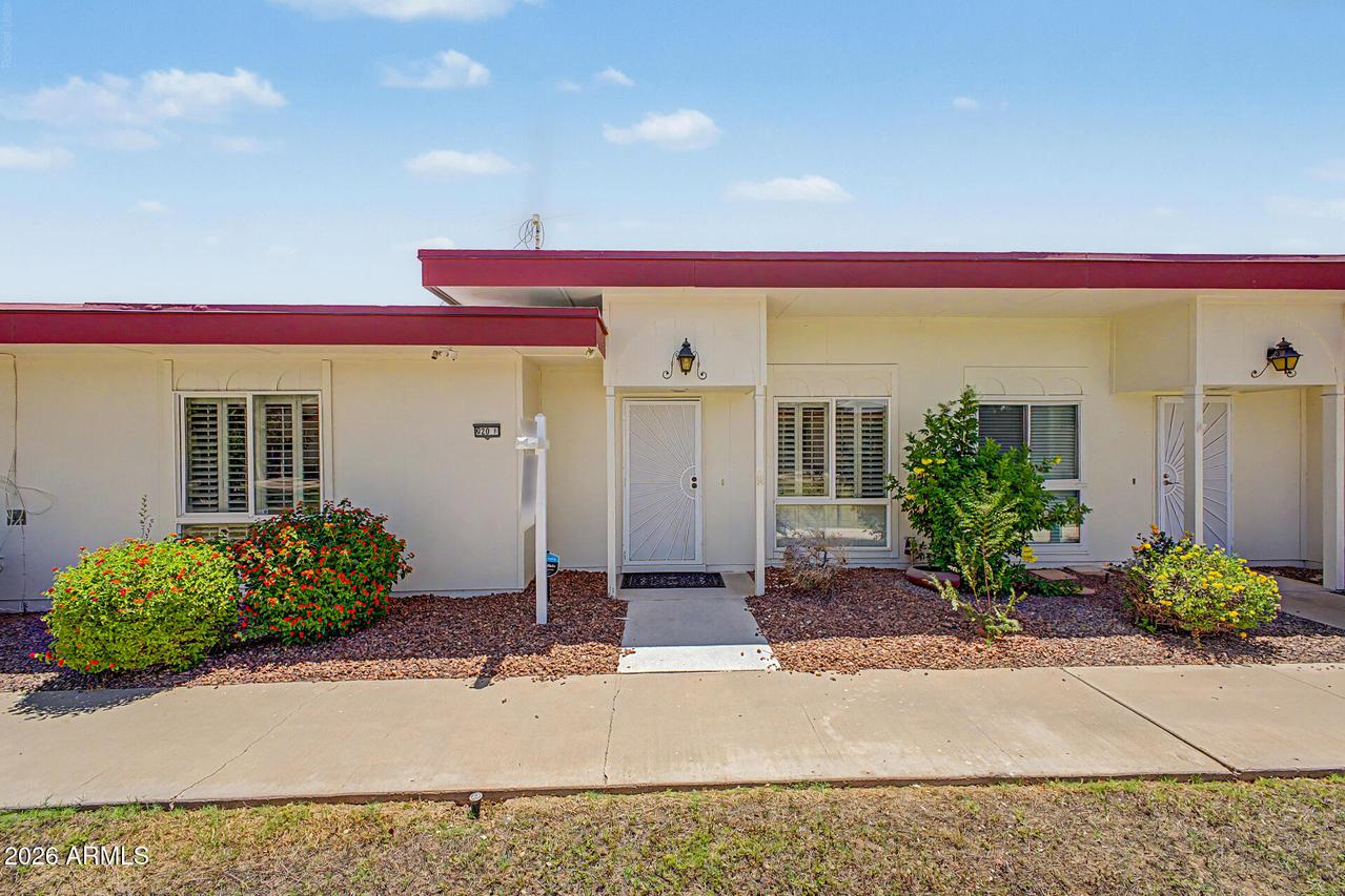 10020 W Royal Oak Rd. #F, Sun City, AZ 85351