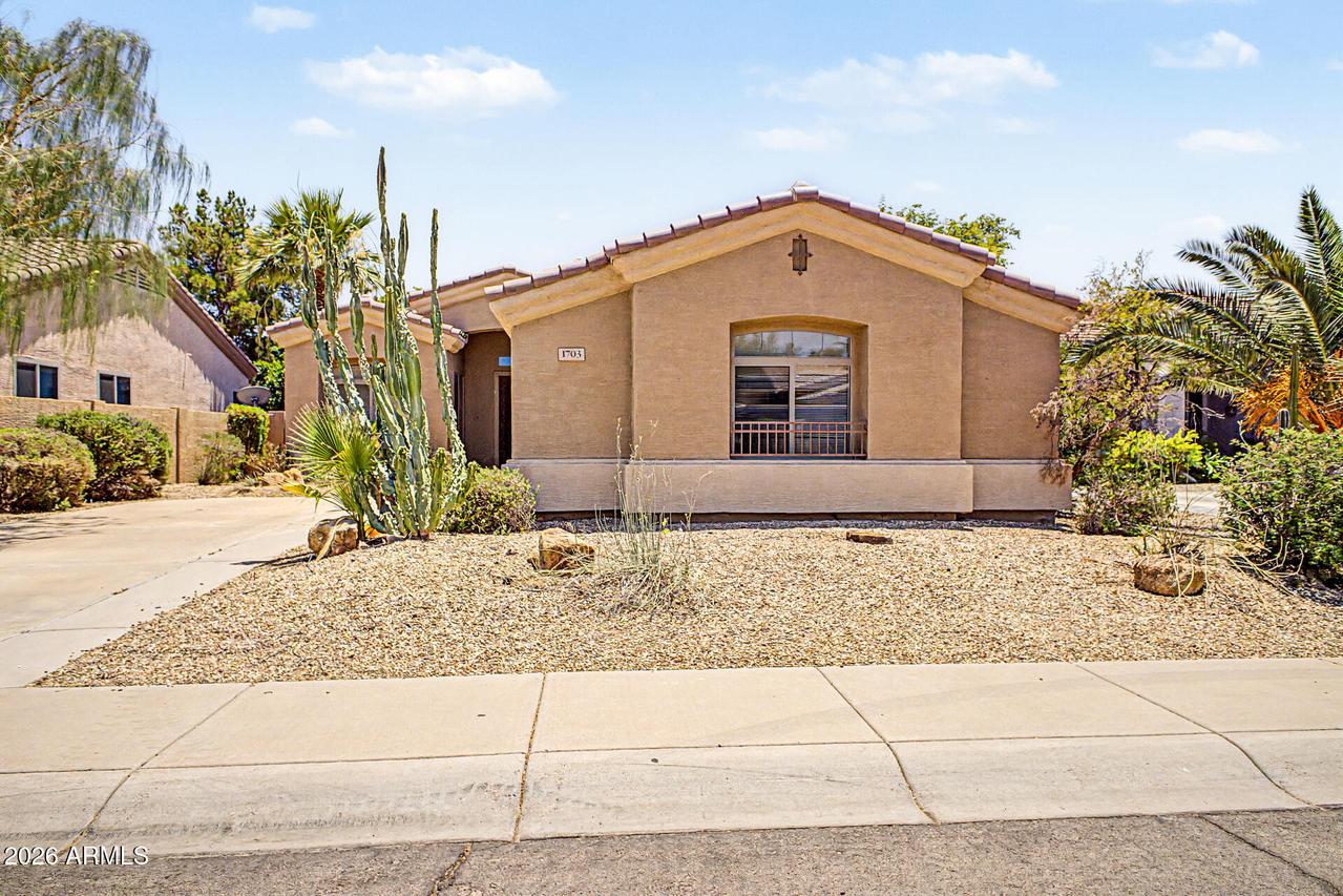 1703 W Hopi Dr., Chandler, AZ 85224