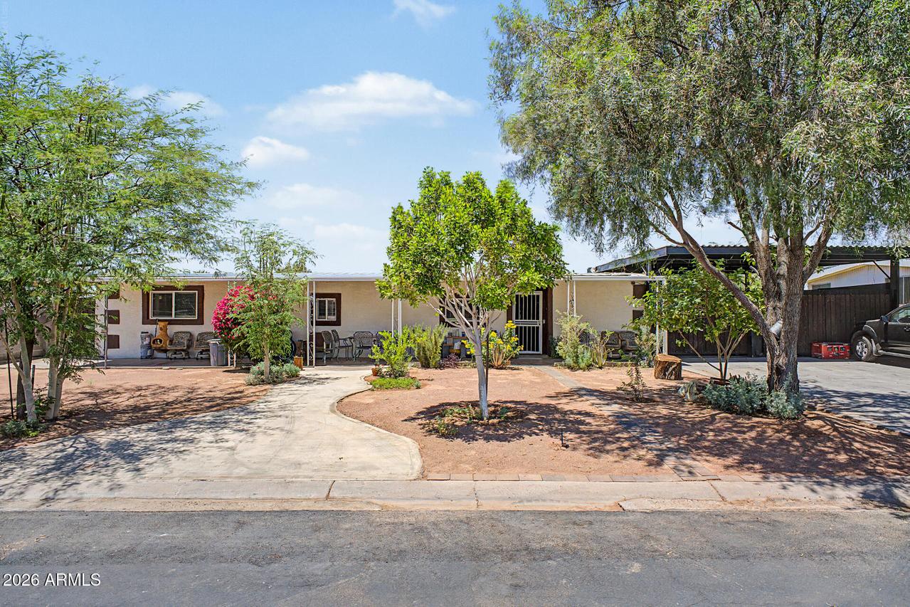 16008 N 70th Ave., Peoria, AZ 85382