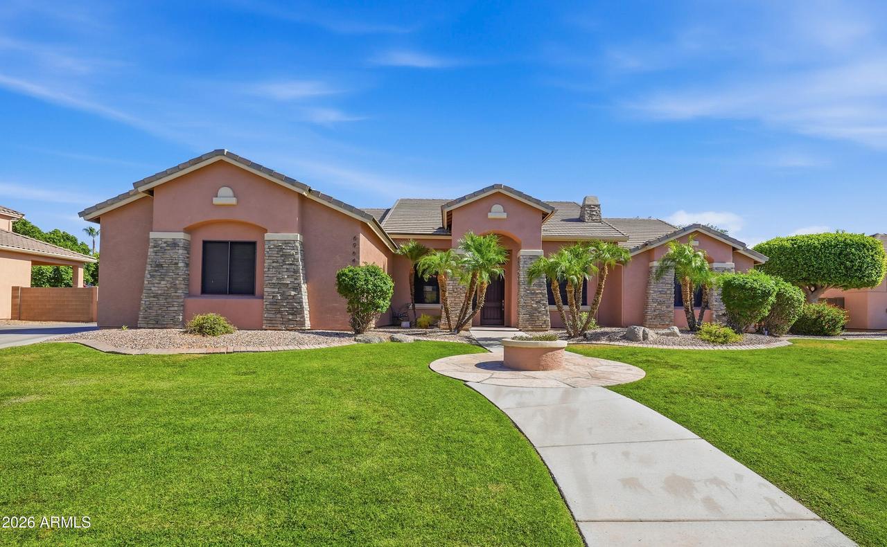 6964 E Grandview St., Mesa, AZ 85207