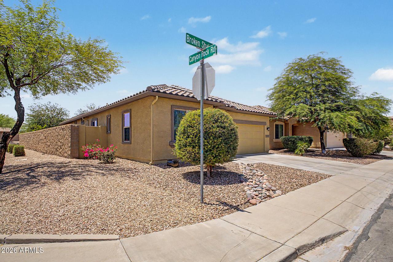 28446 N Broken Shale Dr., San Tan Valley, AZ 85143