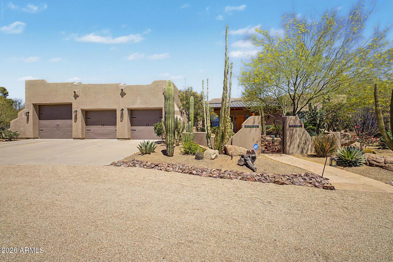 30821 N Rancho Tierra Dr., Cave Creek, AZ 85331
