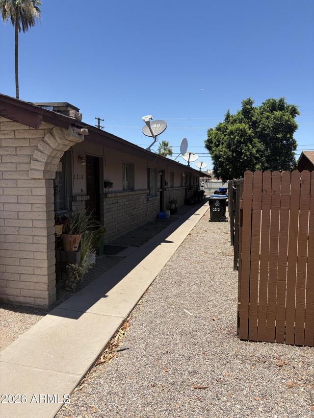 2216 E Broadway Rd., Mesa, AZ 85204