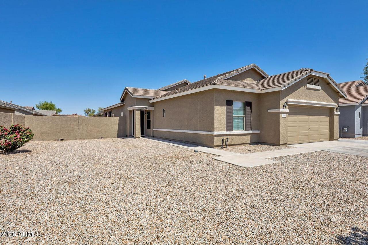 1220 E Heather Dr., San Tan Valley, AZ 85140