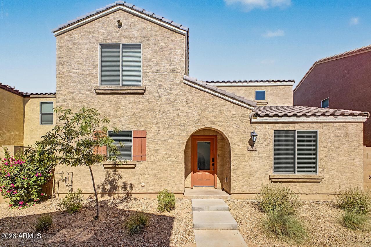 8037 W Agora Ln., Phoenix, AZ 85043
