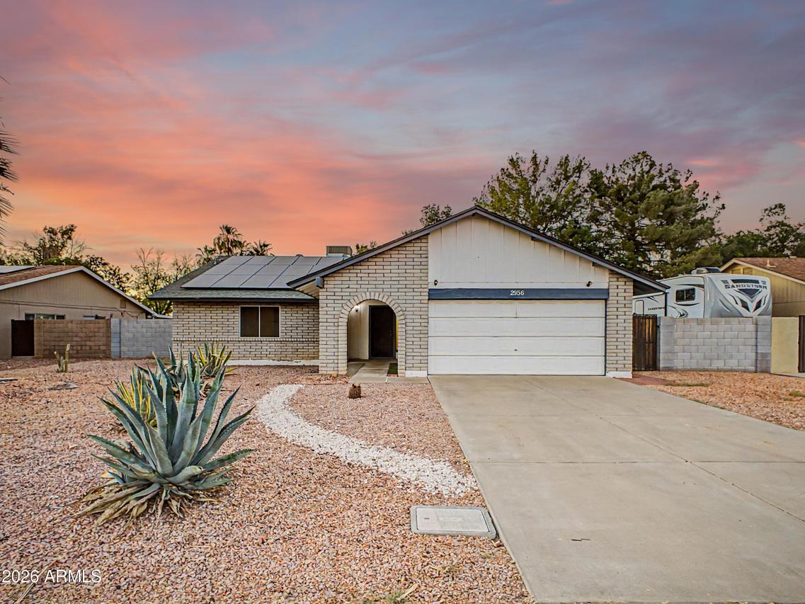 2956 W Sandra Ter., Phoenix, AZ 85053