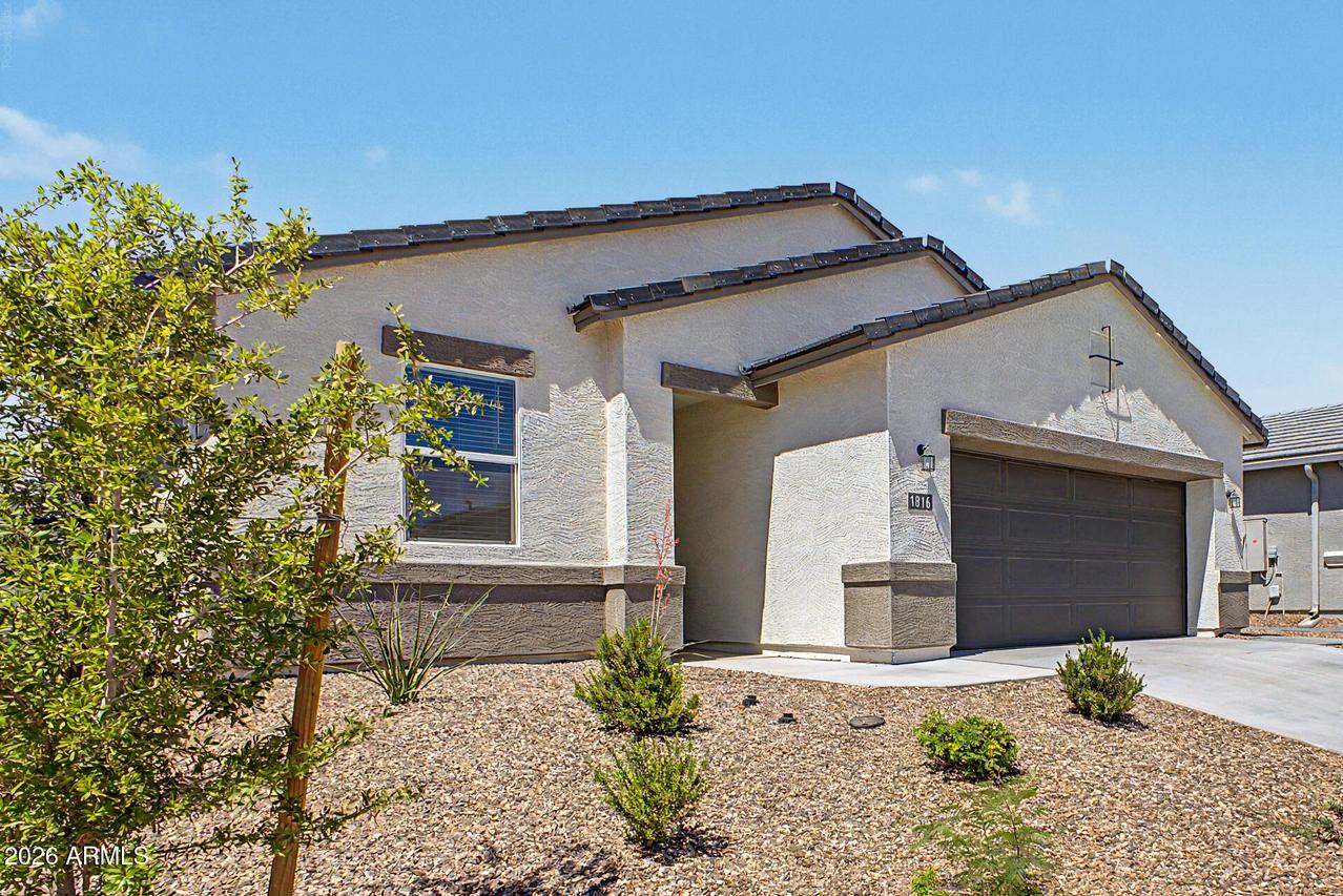 1816 W Sombra Ave., Apache Junction, AZ 85120