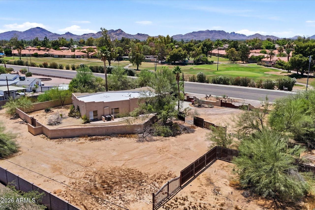 11225 N Hayden Rd., Scottsdale, AZ 85260