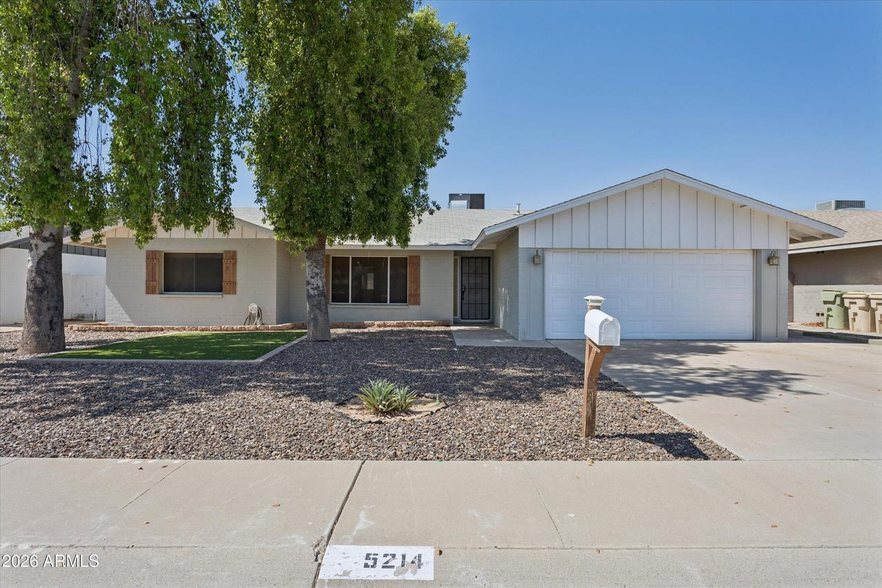 5214 W Redfield Rd., Glendale, AZ 85306