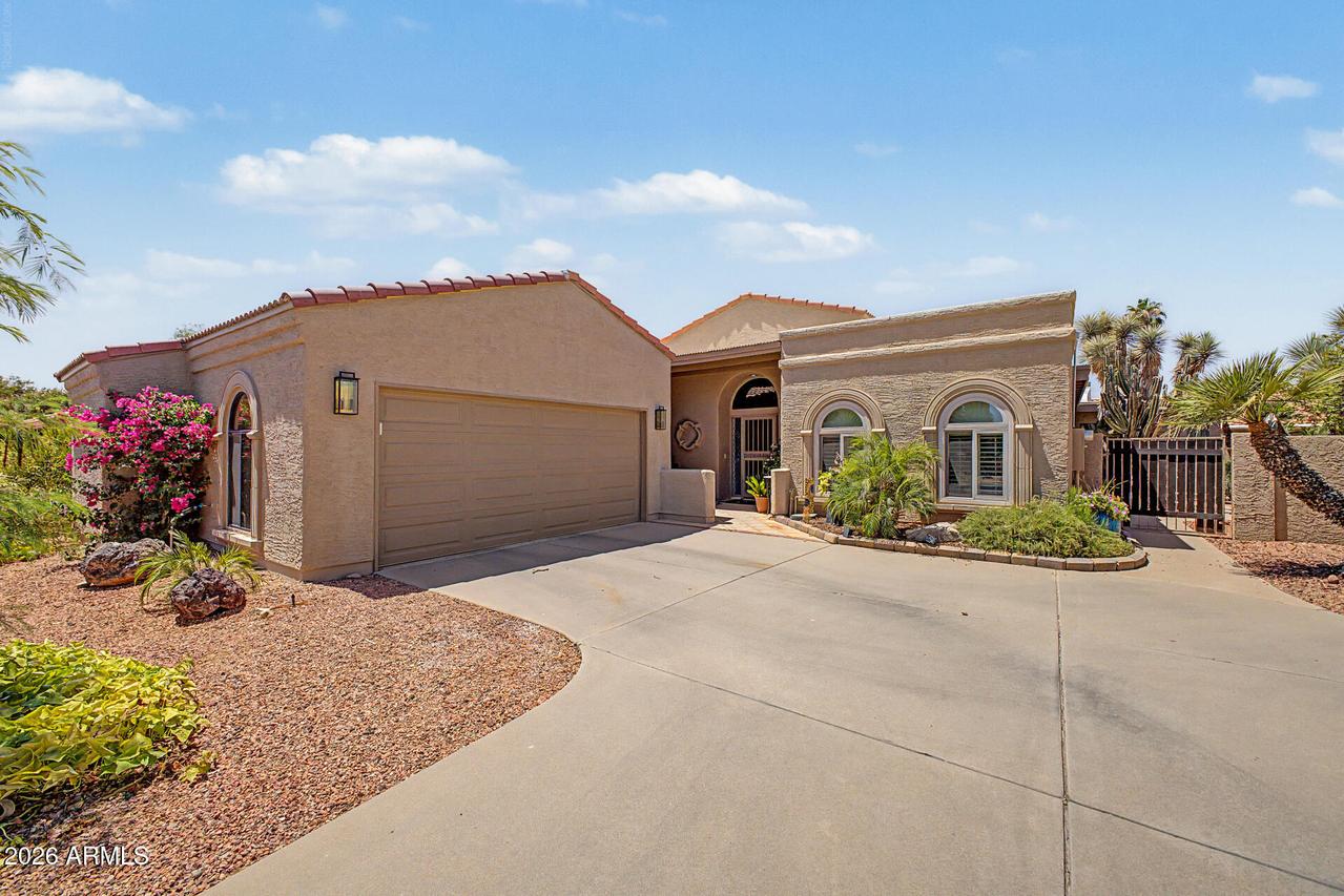 10902 E Bellflower Dr., Sun Lakes, AZ 85248