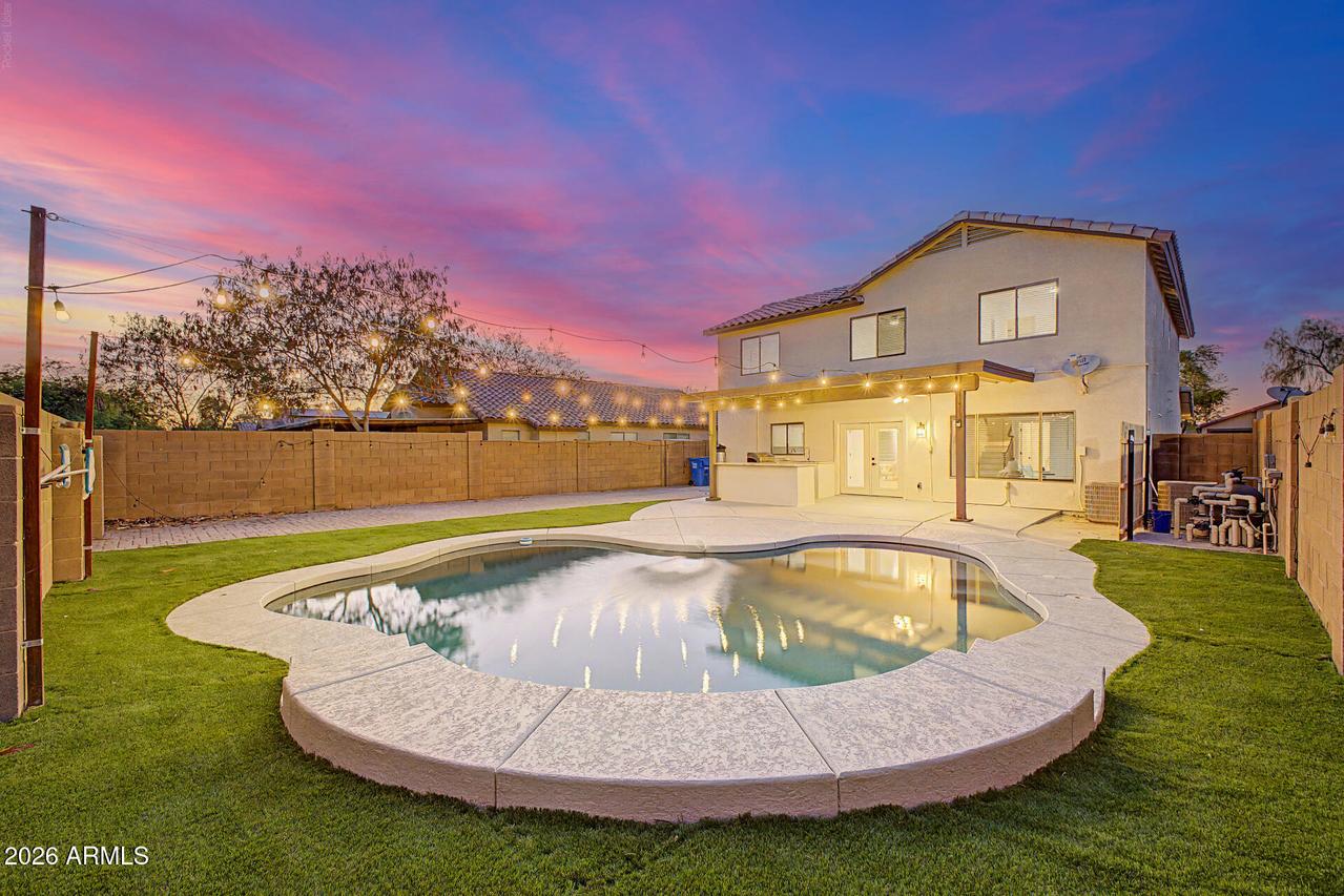 6413 W Chickasaw St., Phoenix, AZ 85043
