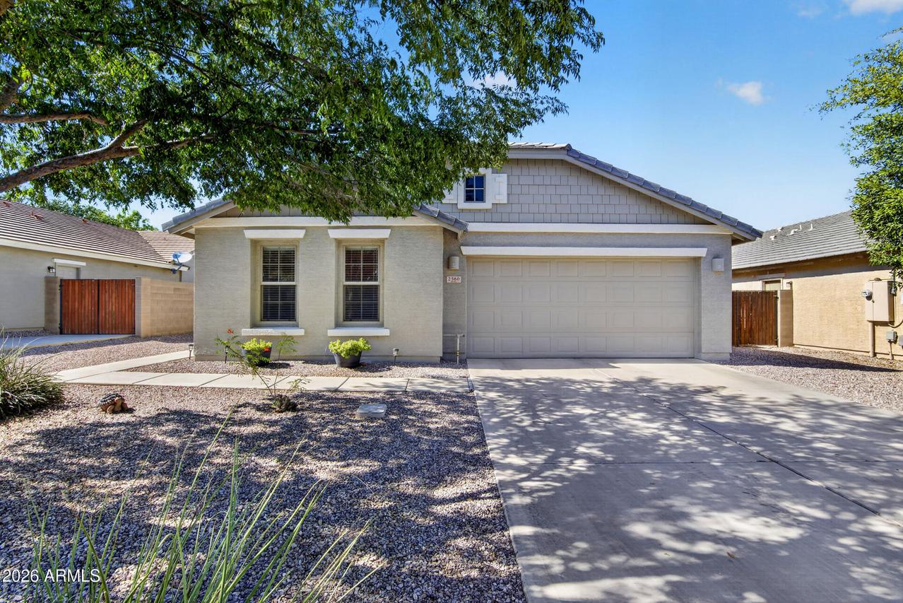 2560 W Mericrest Way, San Tan Valley, AZ 85144