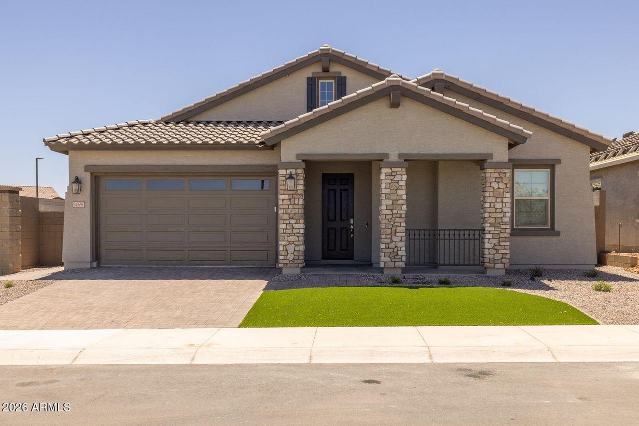 3245 W Santa Rosa Rd., San Tan Valley, AZ 85144