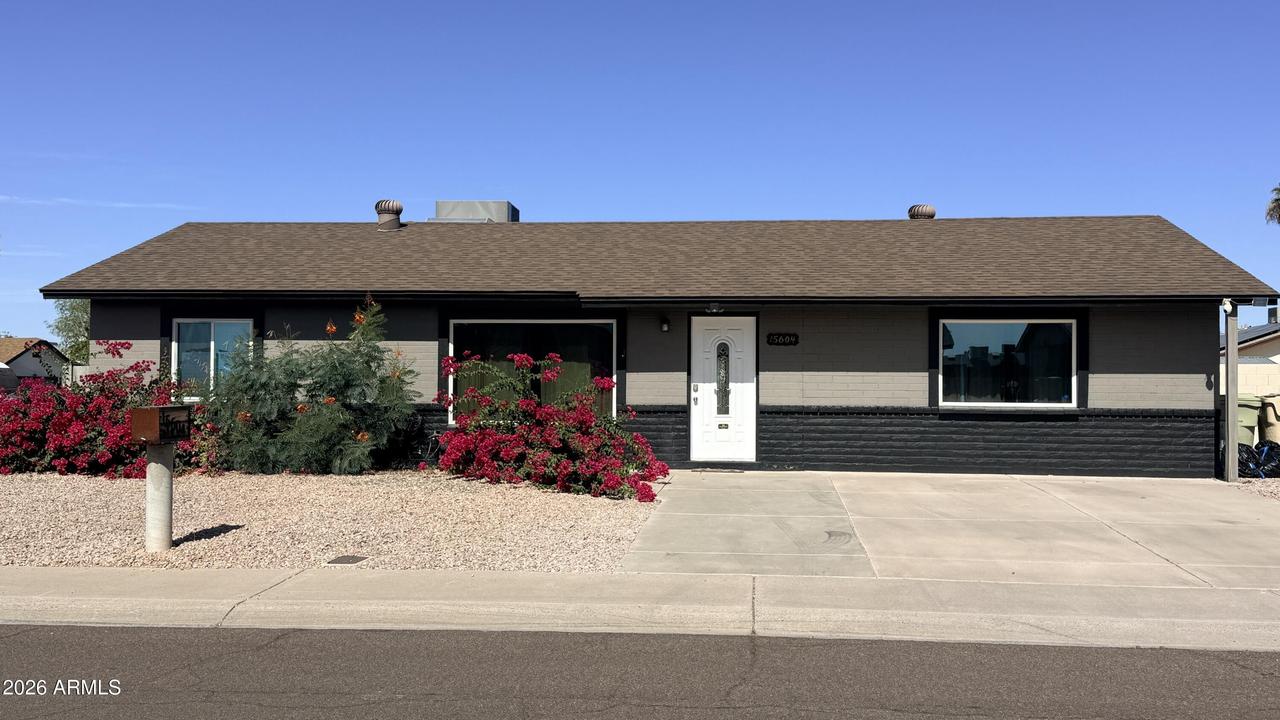 15604 N 59th Dr., Glendale, AZ 85306