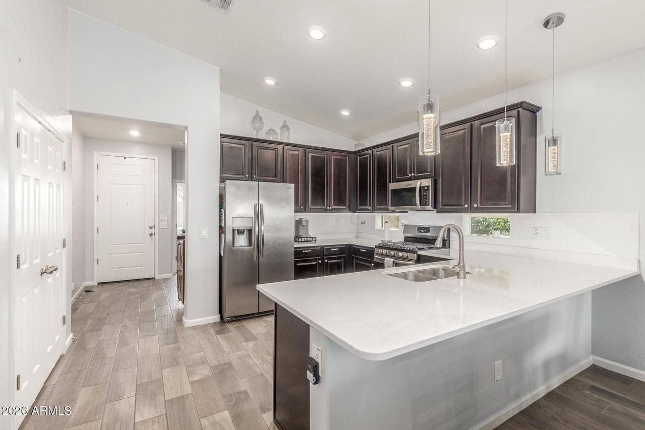 4136 W Palace Station Rd., New River, AZ 85087