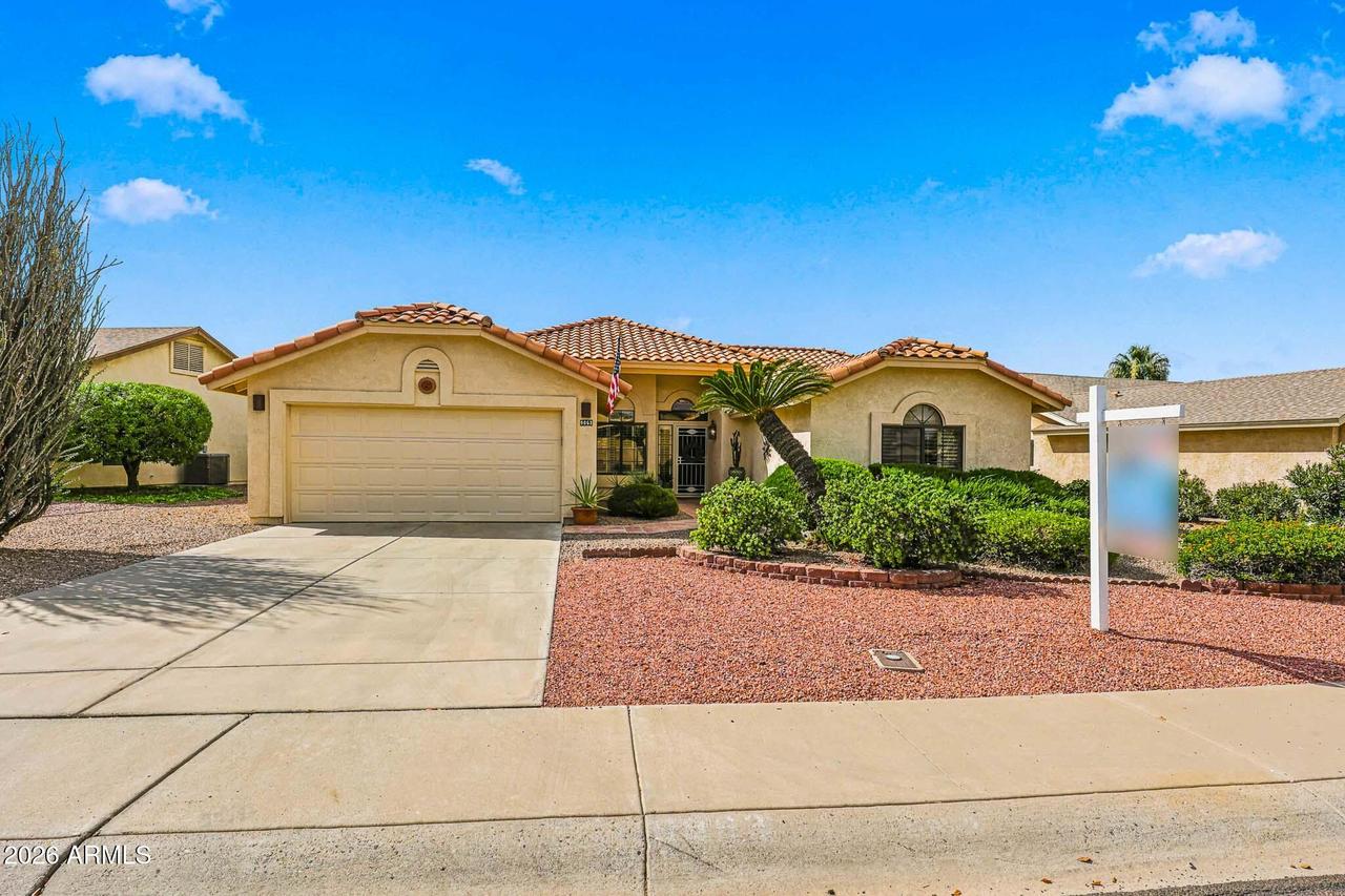9863 W Menadota Dr., Peoria, AZ 85382