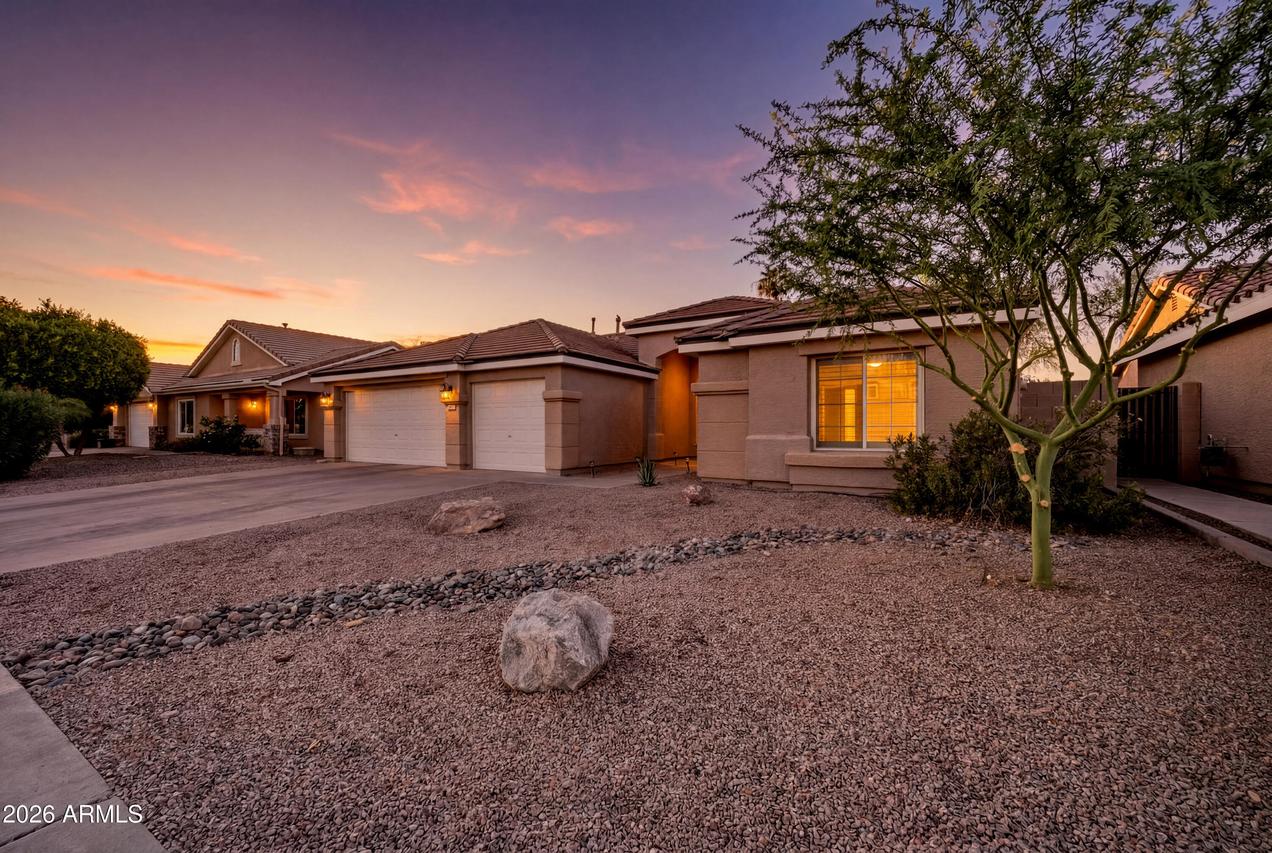 1050 W Cooley Dr., Gilbert, AZ 85233