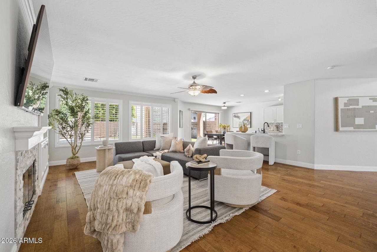 1394 E Betsy Ln., Gilbert, AZ 85296