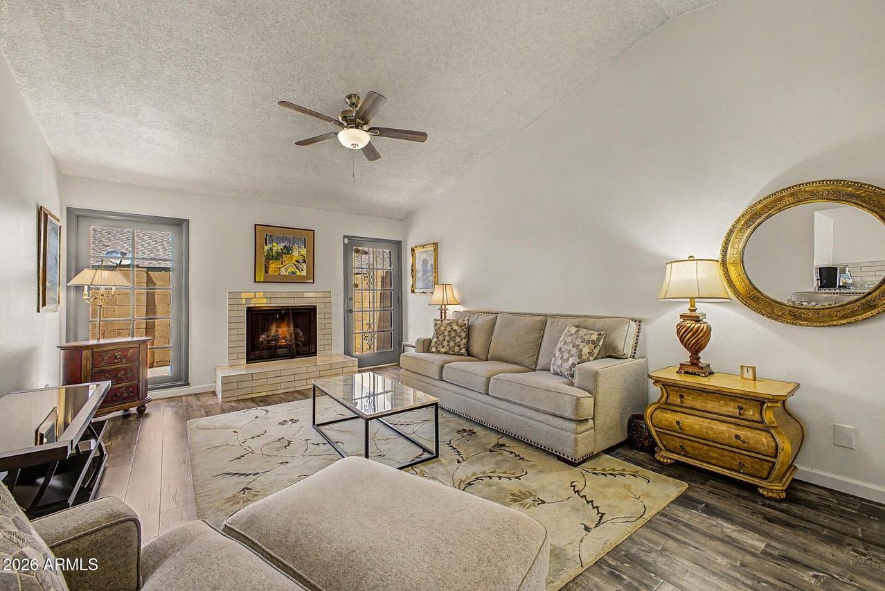 17837 N 45th Ave., Glendale, AZ 85308