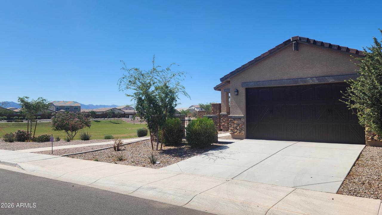 40130 W Rio Lobo Dr., Maricopa, AZ 85138