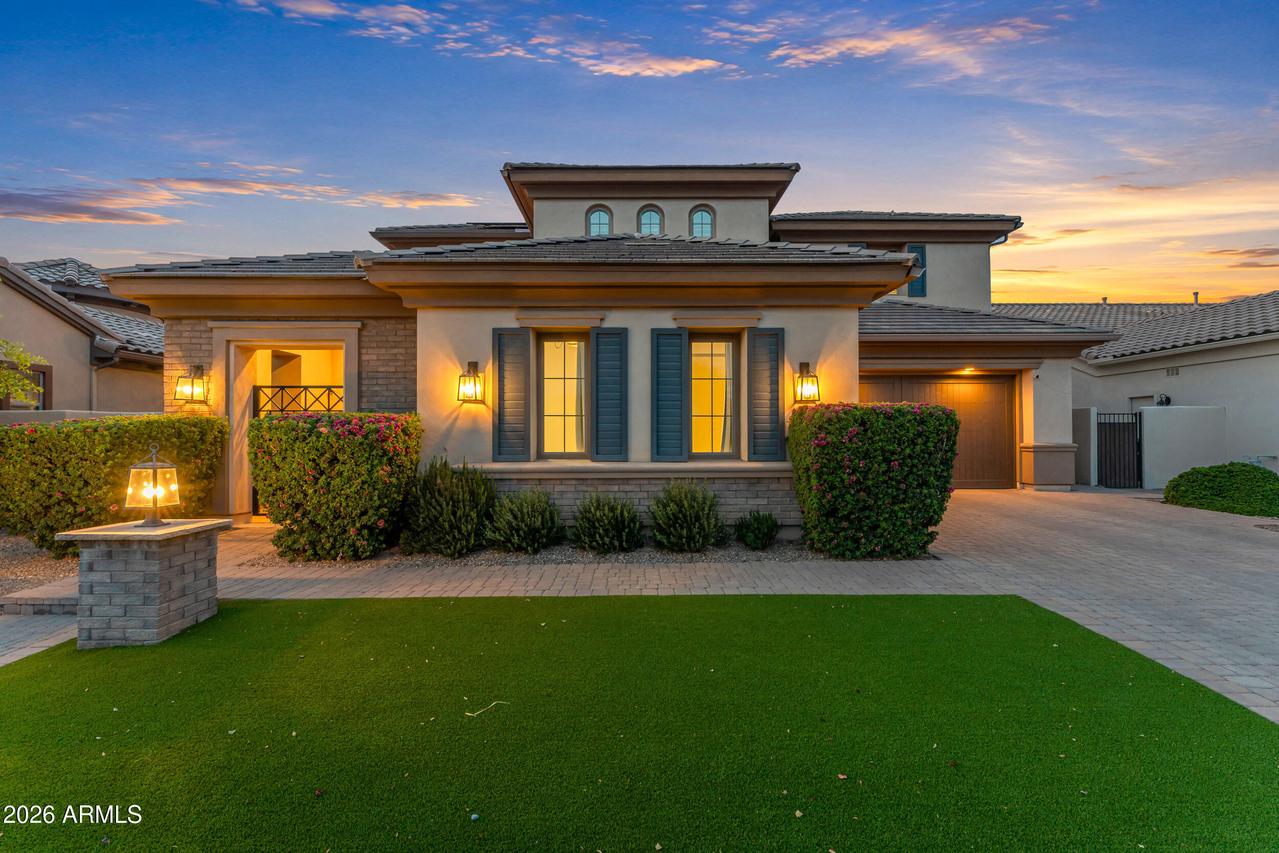 40 W Tonto Dr., Chandler, AZ 85248