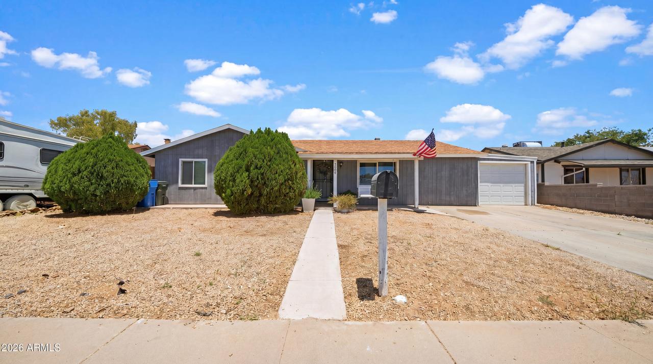 3624 E Captain Dreyfus Ave., Phoenix, AZ 85032