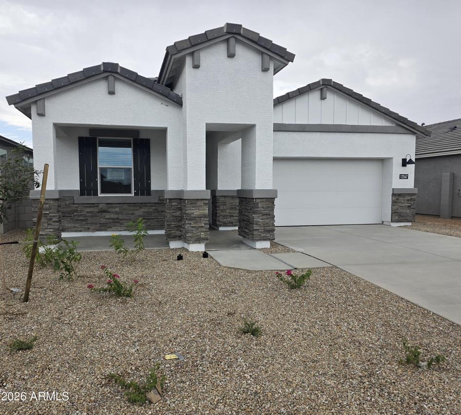 12567 W Locust Ln., Avondale, AZ 85323