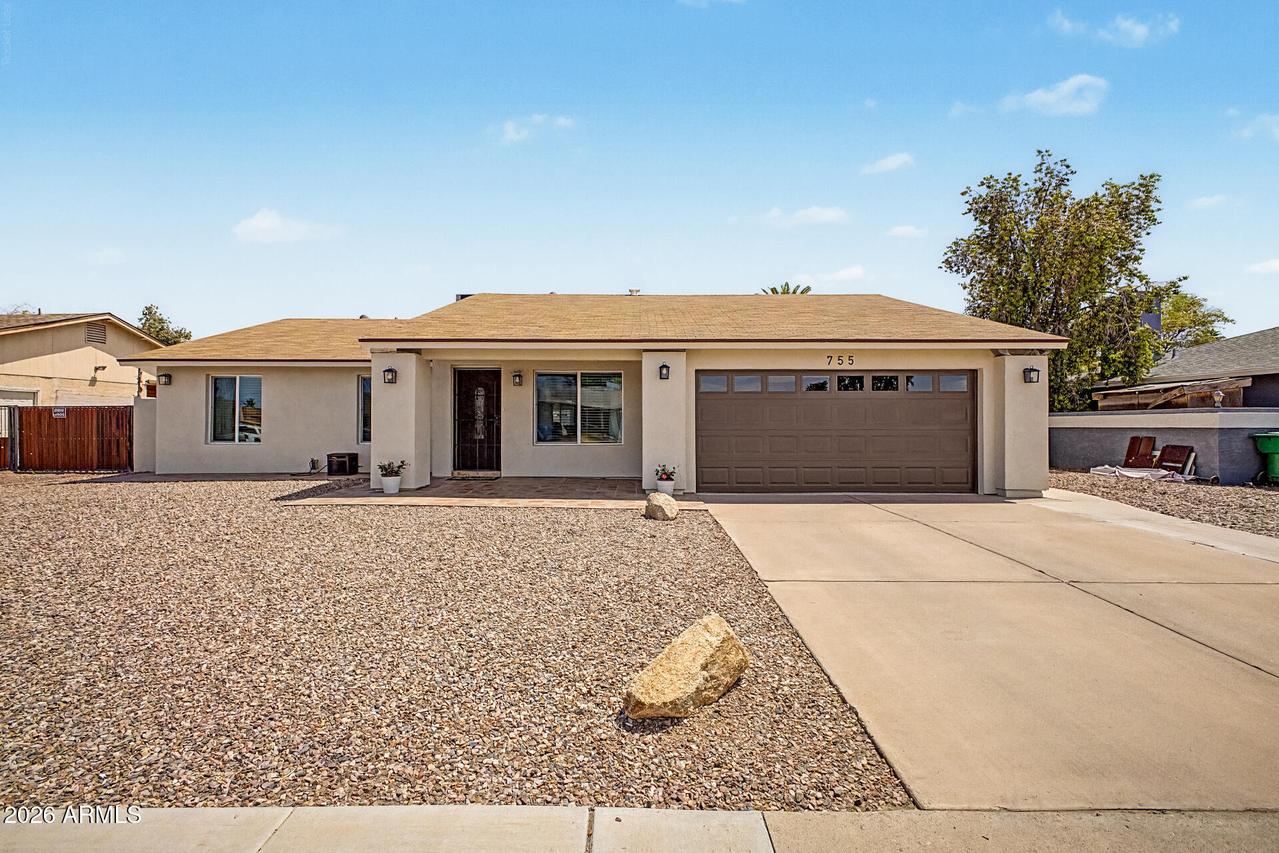 755 W Laguna Azul Ave., Mesa, AZ 85210
