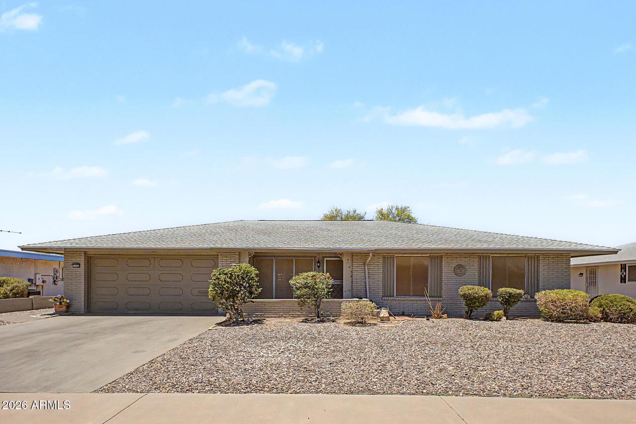 14044 N Lakeforest Dr., Sun City, AZ 85351