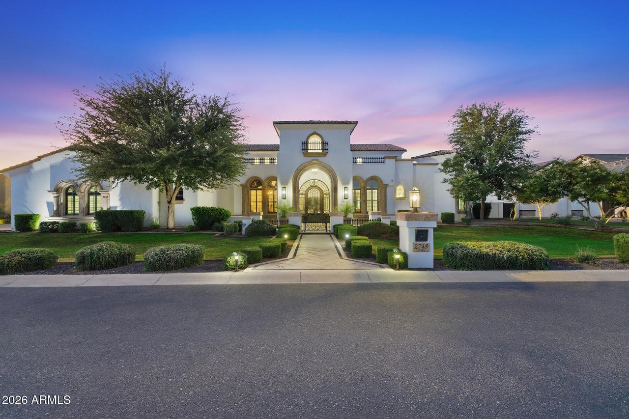 2748 E Warbler Rd., Gilbert, AZ 85297