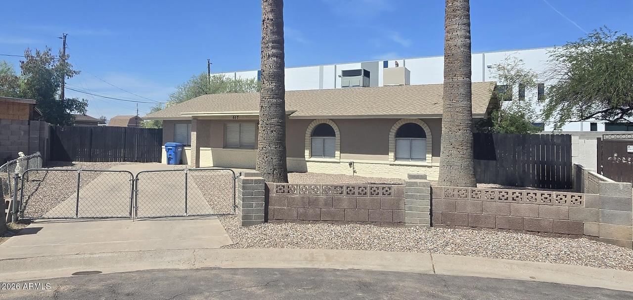 517 W Grove St., Phoenix, AZ 85041