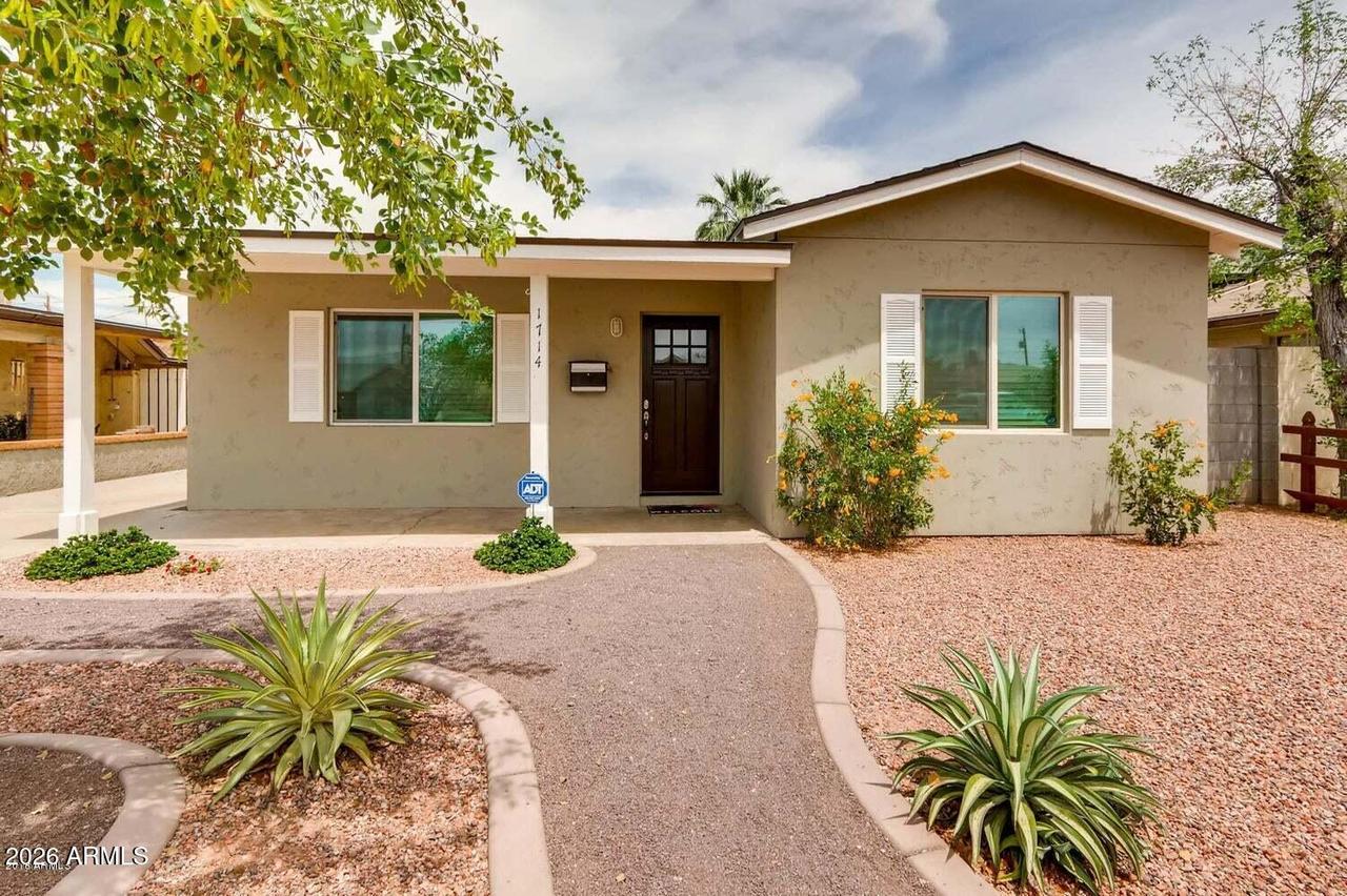 1714 E Roma Ave., Phoenix, AZ 85016
