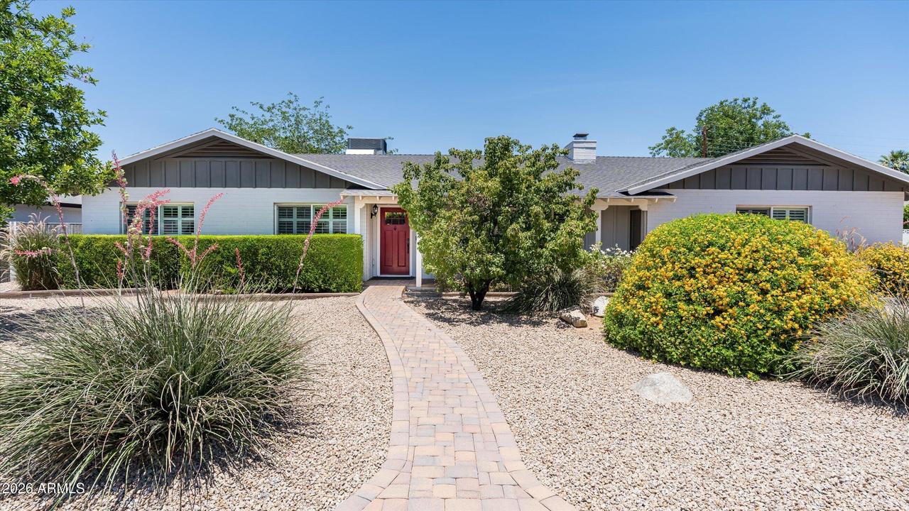 3252 E Glenrosa Ave., Phoenix, AZ 85018