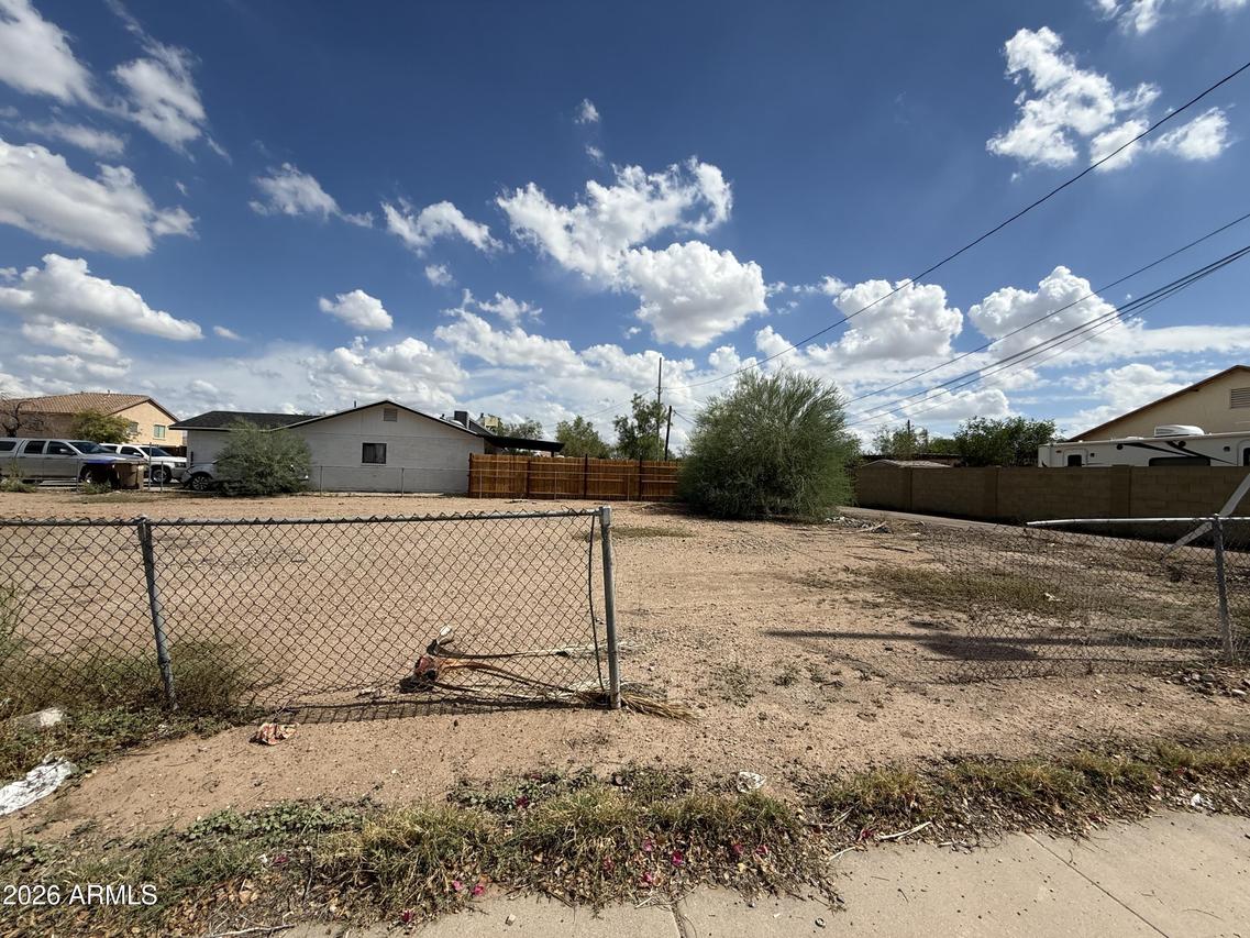 8591 W Ironwood Dr. #2, Peoria, AZ 85345