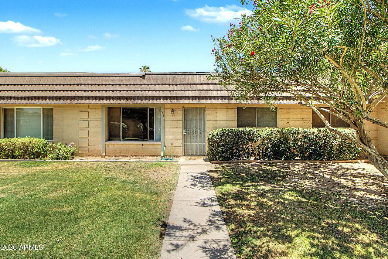 1611 E Newport Dr., Tempe, AZ 85282