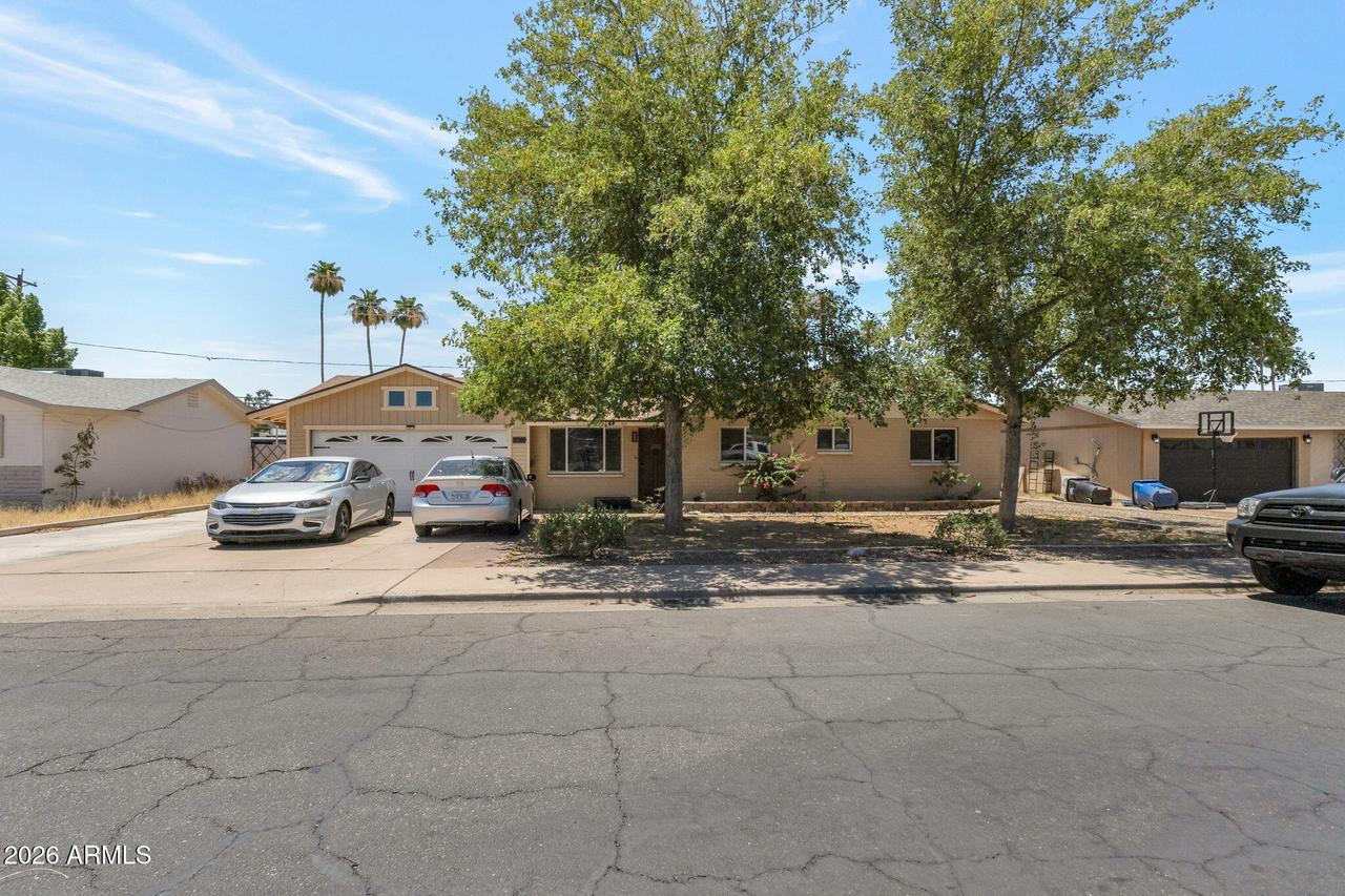 2065 E 3rd Dr., Mesa, AZ 85204