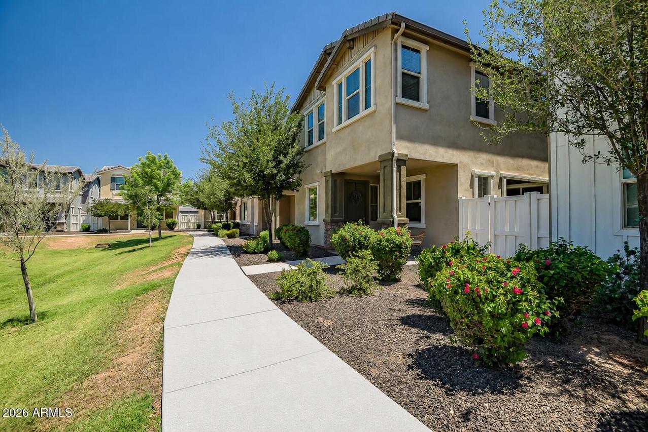 2252 S Basmath Ln., Gilbert, AZ 85295