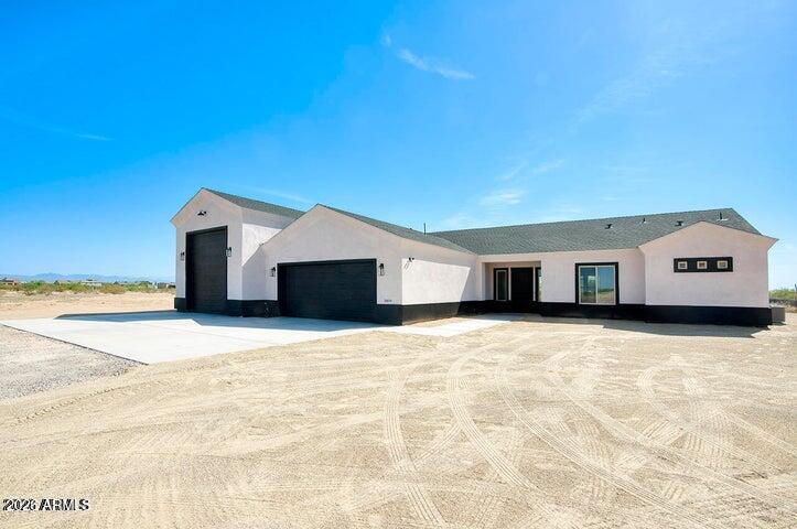 24009 W Redbird Rd., Wittmann, AZ 85361