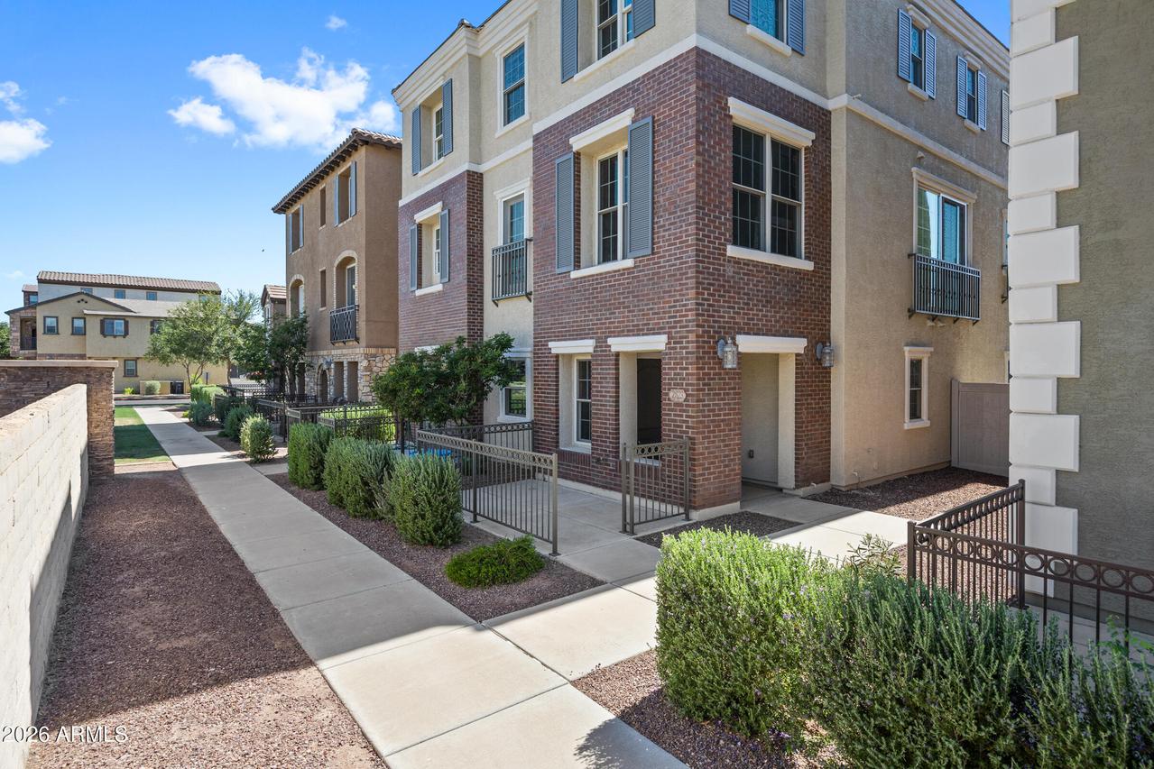 2623 S Balsam Dr., Gilbert, AZ 85295