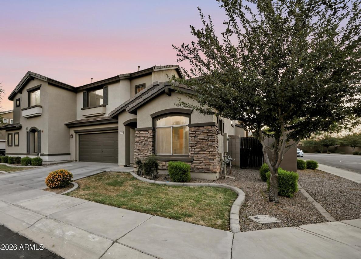 2826 S Rock St., Gilbert, AZ 85295