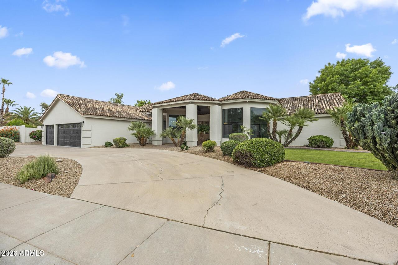 10205 E Corrine Dr., Scottsdale, AZ 85260