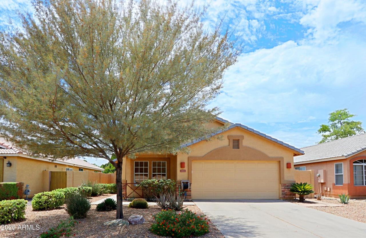 2962 S Seymour, Mesa, AZ 85212