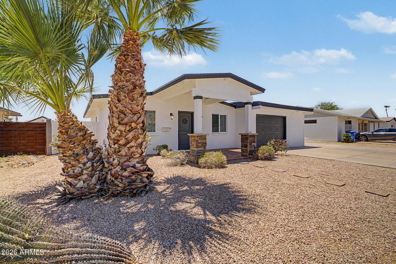 2447 E Larkspur Dr., Phoenix, AZ 85032