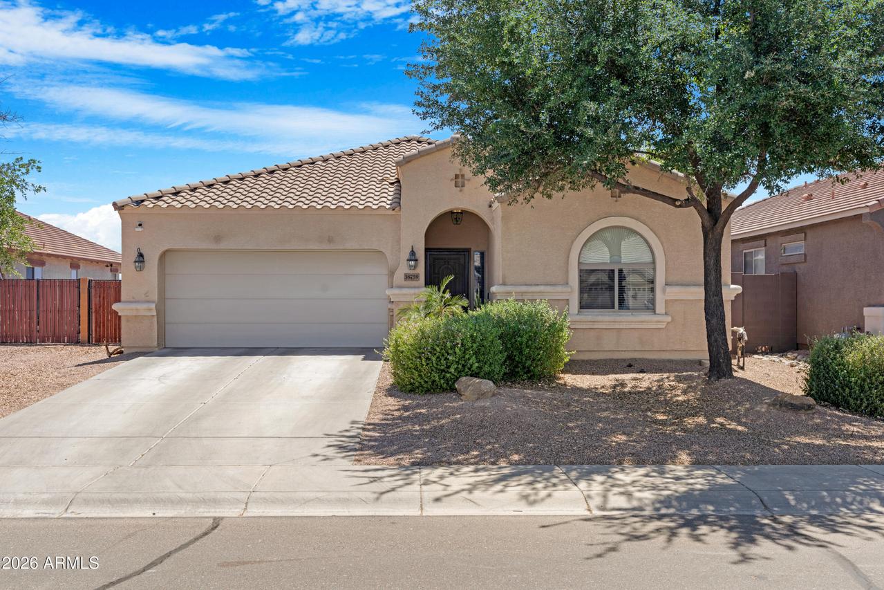 38759 N Jonathan St., San Tan Valley, AZ 85140