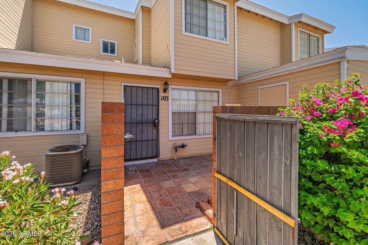 625 S Westwood St. #103, Mesa, AZ 85210